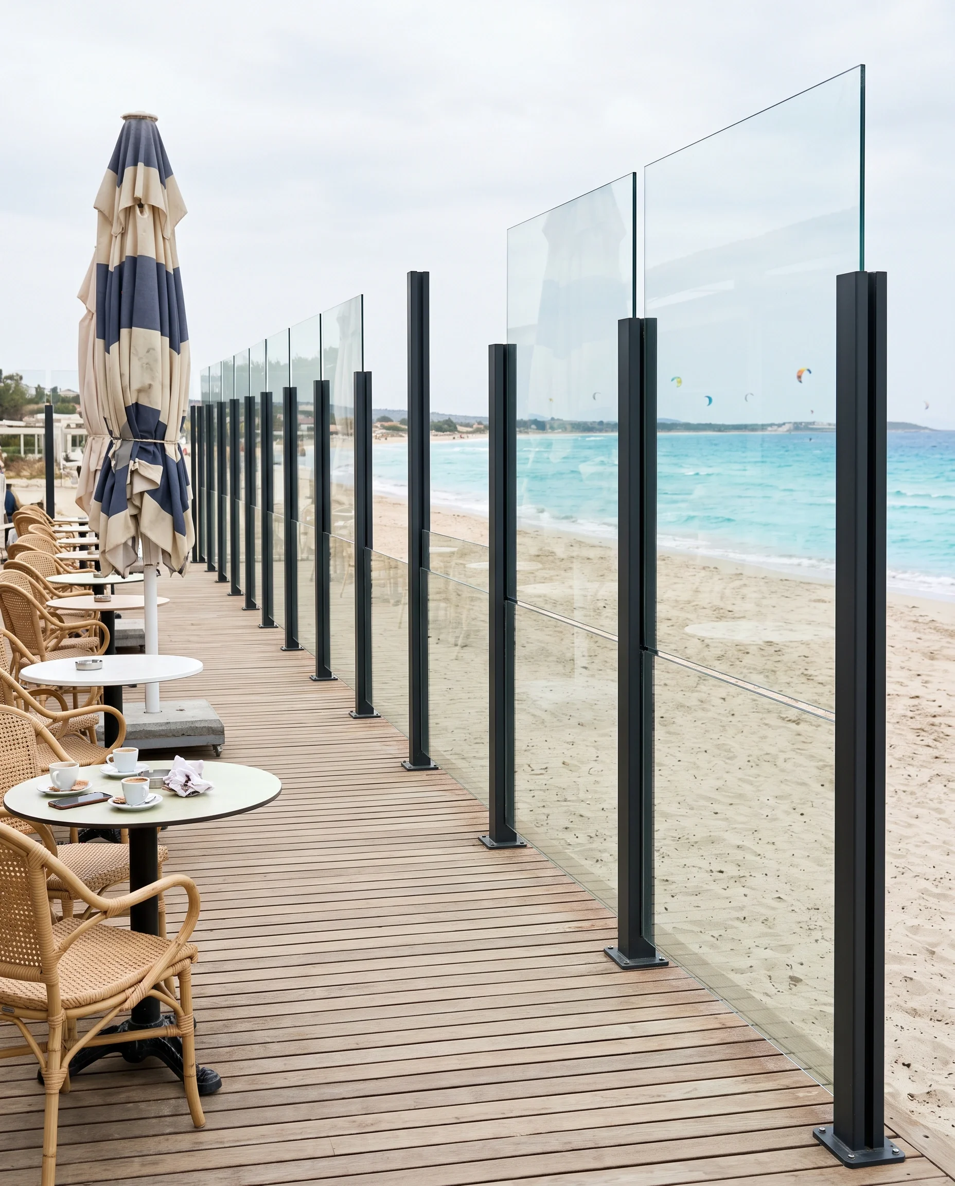 Glass Windbreak - Başaran