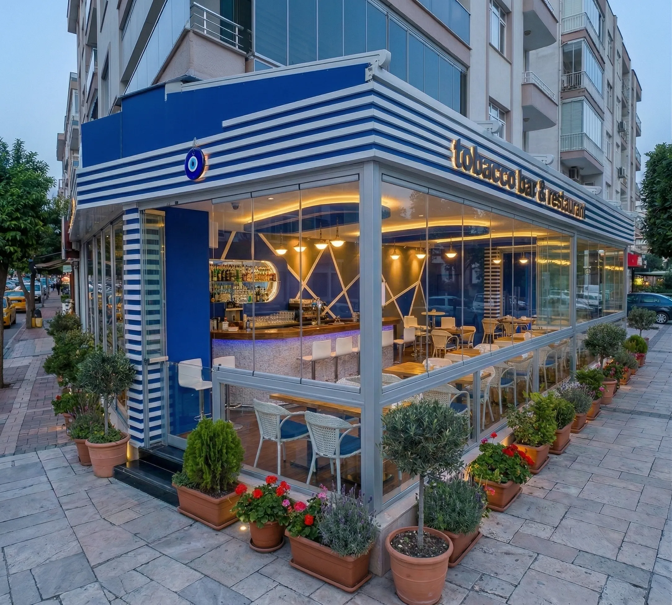 Ziyapaşa Tobacco Bar & Restoran - Katlanır Cam Cephe ve Mekân Kapatma Sistemi